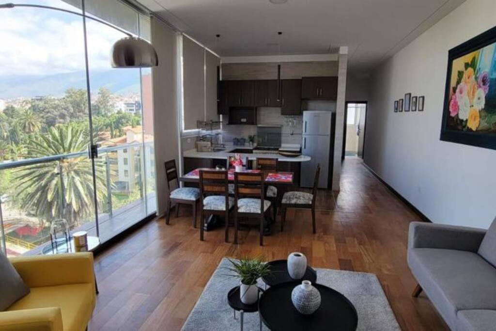 Apartament Hermoso Departamento Sobre Av. America Cerca Al Sombrero De Chola Cochabamba Zewnętrze zdjęcie